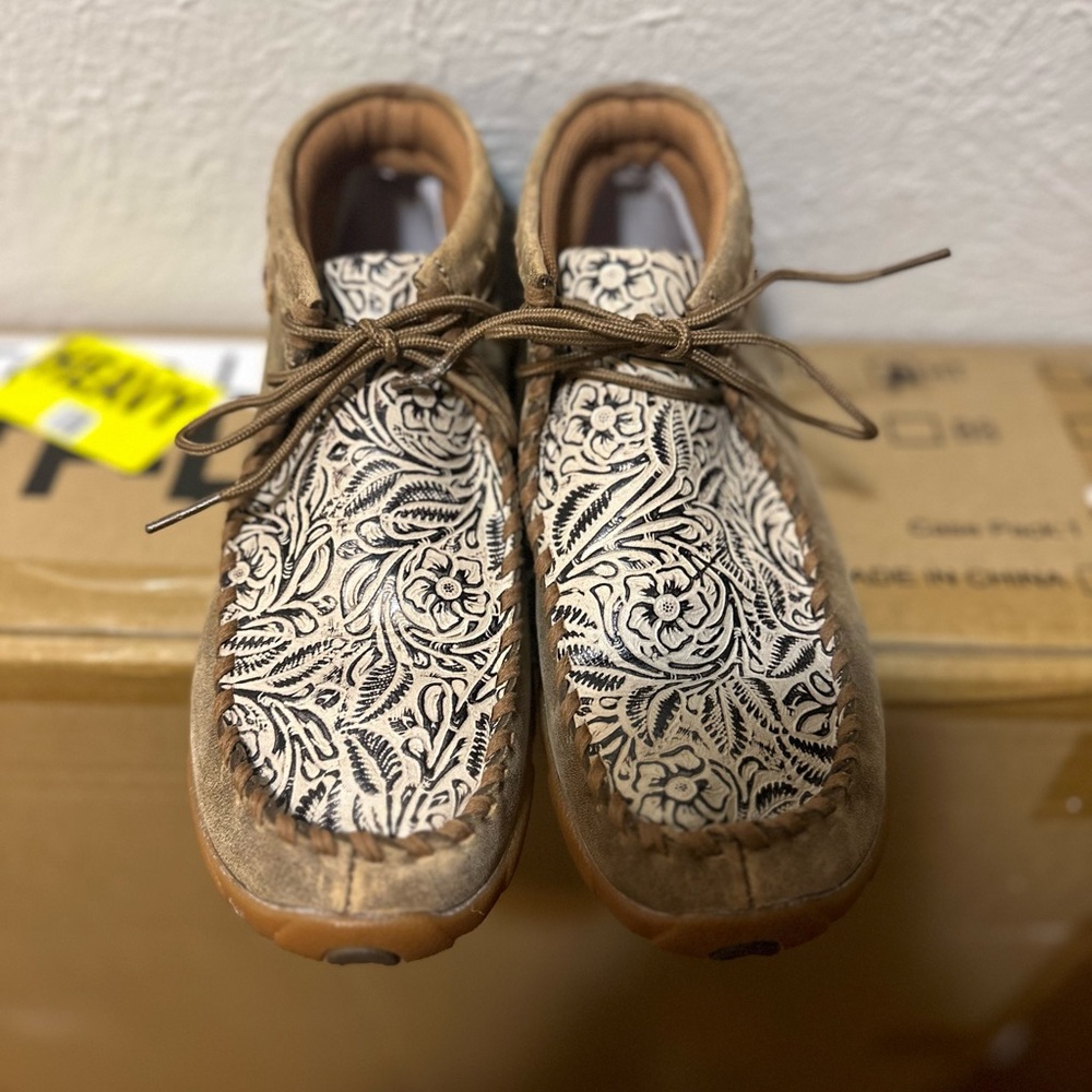 Size 7 moccasins